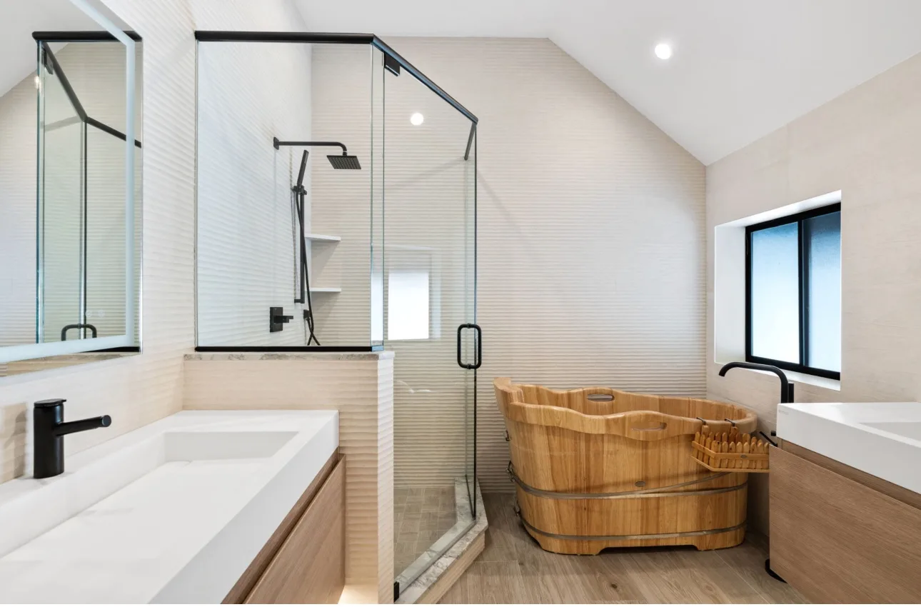 Tahoe Design Primary Bathroom